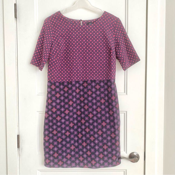 Beautiful Layered Printed Pink Purple Dress Size 8 - Picture 1 of 3